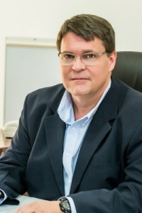 Dr. Fernando Augustus Bignardi Garcia